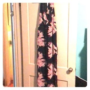 Elegant V-neck floral print, floor length dress